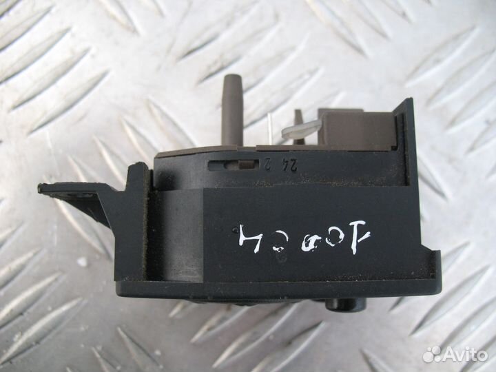 Переключатель регулировки зеркала Audi 100 C4