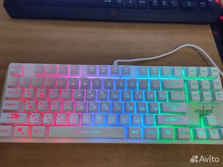 Игровая клавиатура dexp revenge