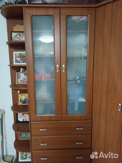 Шкаф угловой б/у