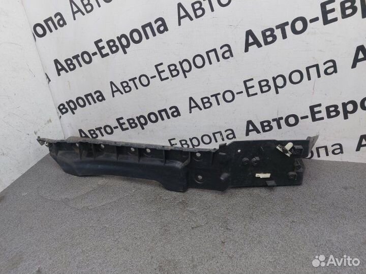 Крепление бампера заднее левое Land Rover Range