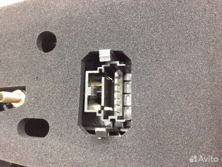 Фонарь задний правый Renault Logan 2005-2012