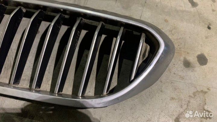Решетка радиатора левая Bmw 540D G30 B57D30B 2018