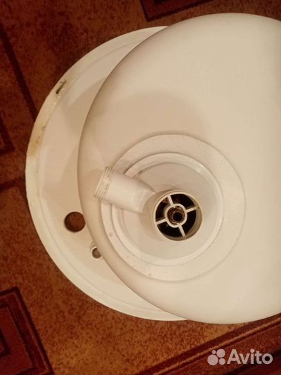 Раковина из искусственного камня