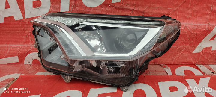 Фара левая Toyota RAV 4