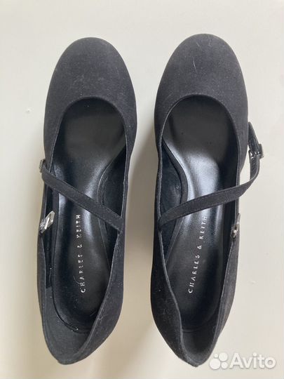 Туфли Charles & Keith