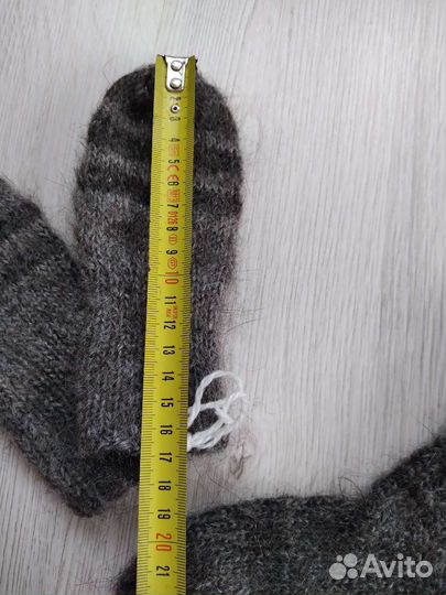 Варежки и носочки шерстяные новые