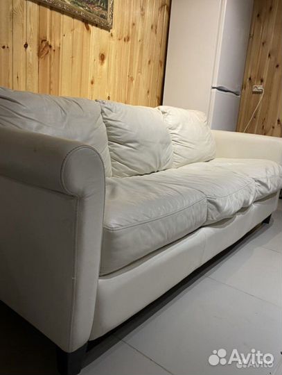 Кожаный диван италия