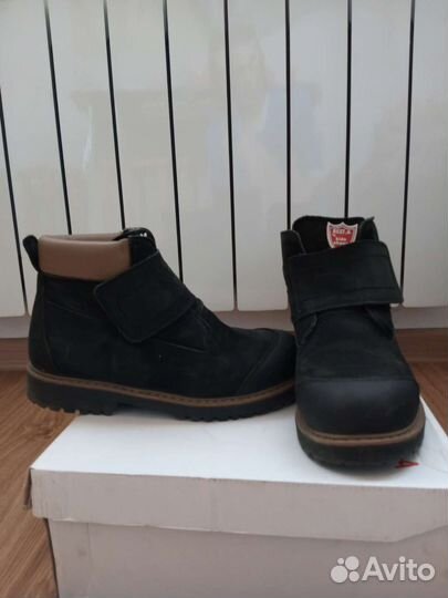 Продам обувь