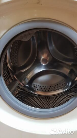 Стиральная машинка Ariston