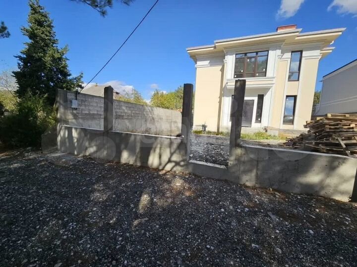 Дом 169,3 м² на участке 4,3 сот.