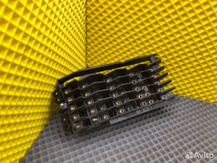 Блок предохранителей Mercedes-Benz S124 M102.982