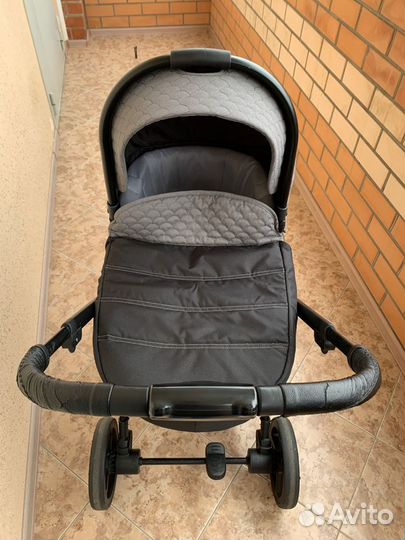 Коляска 2 в 1 BabyZz