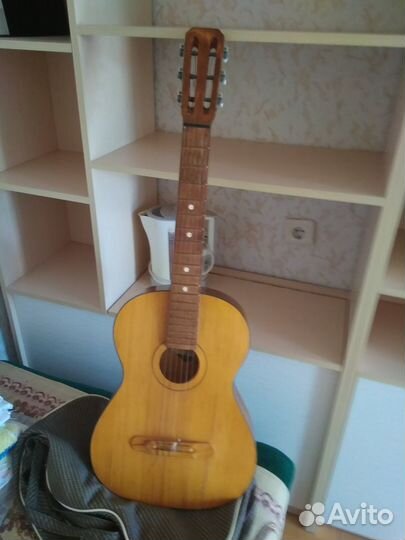 Гитара из 70-х