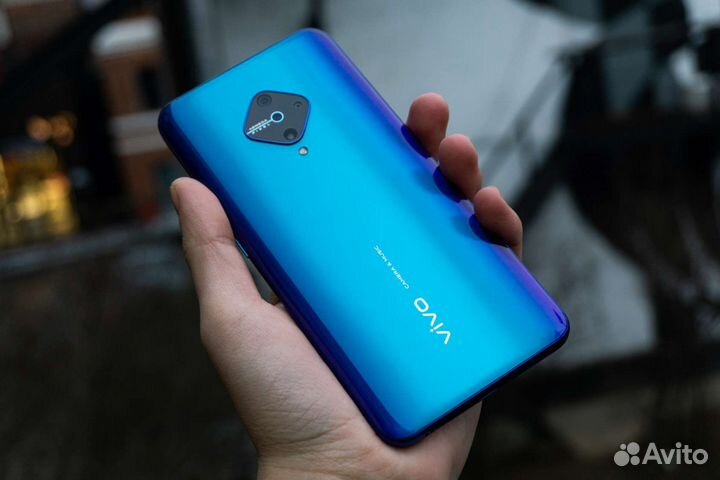 vivo V17, 8/128 ГБ