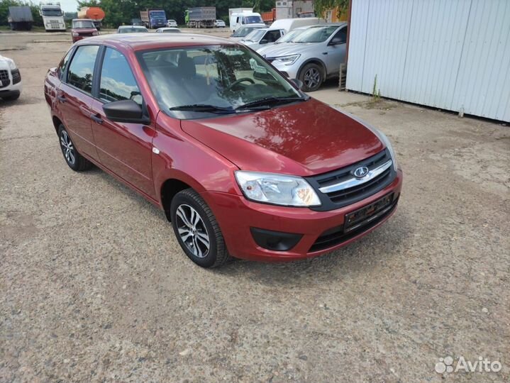 LADA Granta 1.6 МТ, 2018, 18 000 км