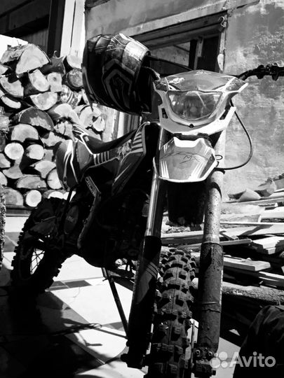 Продам питбайк бсе мх 125кубов