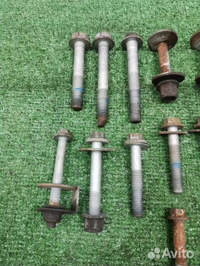 Комплект болтов задней подвески задний Ford Mondeo