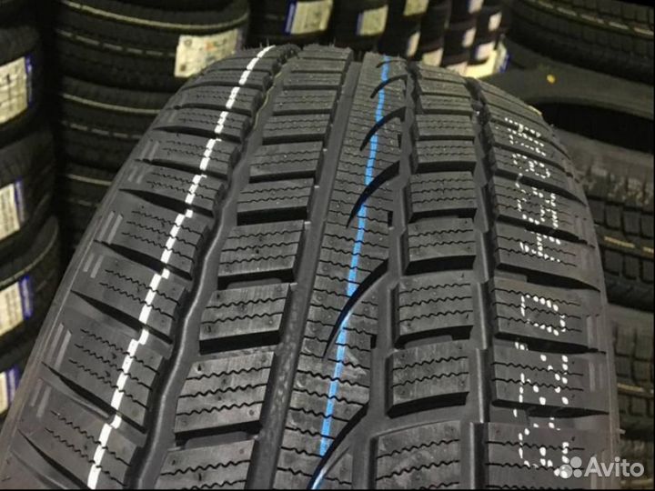 Windforce Snowblazer UHP 215/50 R17 95V