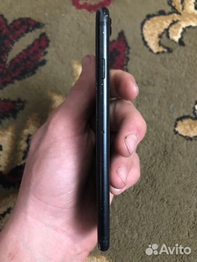 iPhone 7, 32 ГБ