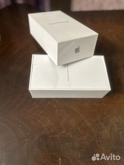 Коробка от iPhone xs