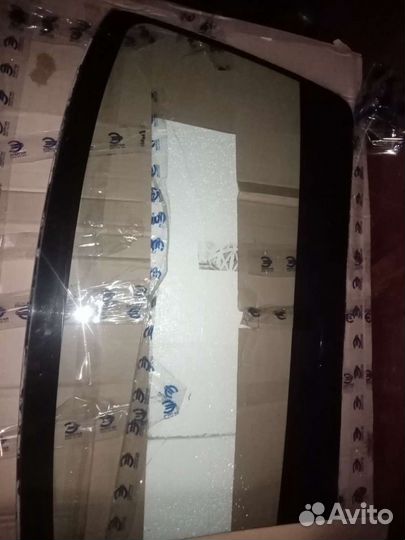 Лобовое стекло