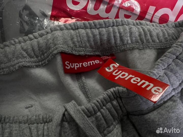 Штаны Supreme