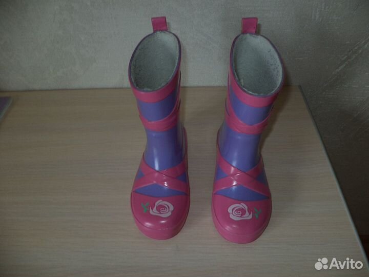 Продам резиновые сапоги
