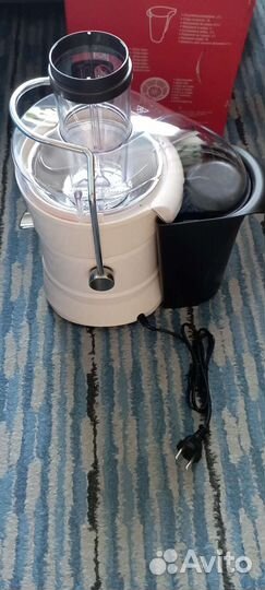 Соковыжималка центробежная Oursson JM3300/IV