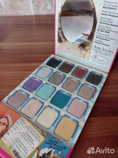 Тени для век от The Balm Америка