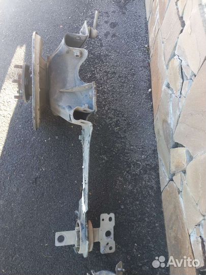 Кулак поворотный задний(левый) Форд Мондео 4