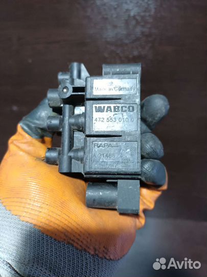 BMW 7-er G11/G12 блок клапанов пневмоподвески