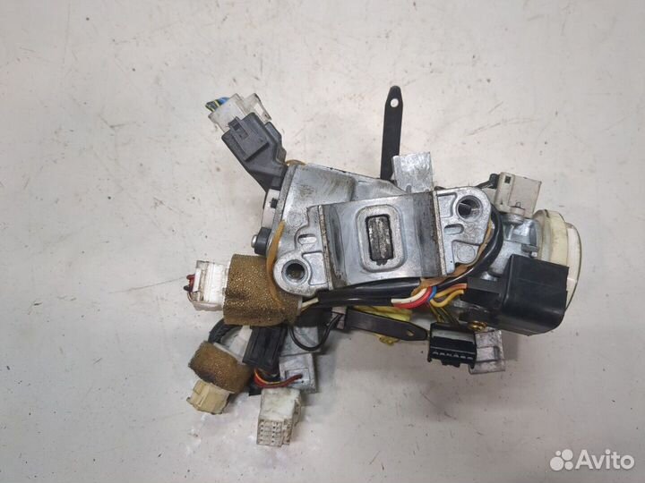 Замок зажигания Mitsubishi Pajero / Montero, 2005