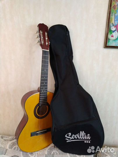 Классическая гитара бу