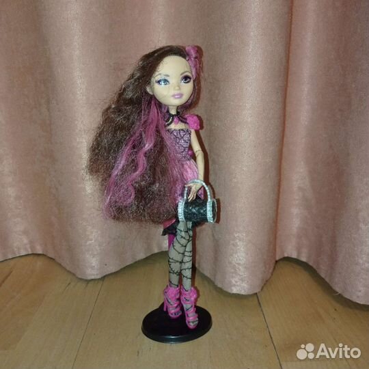Кукла монстр хай и эвер афтер хай