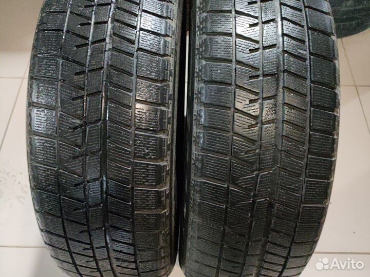 Bridgestone Blizzak Revo GZ 215/60 R17 96S