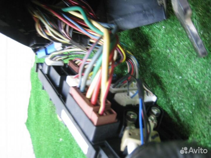 Блок предохранителей моторный Subaru Legacy/ Outb