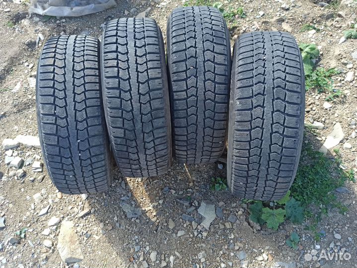 Pirelli Winter Ice Control 235/60 R18
