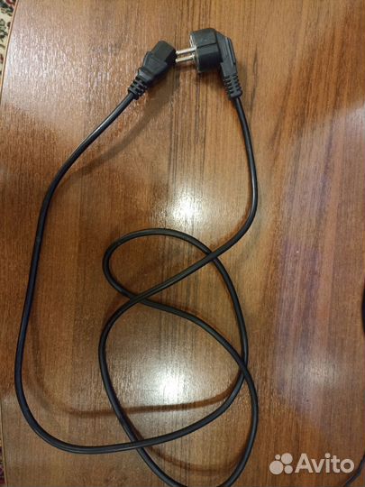 Провод для компьютера
