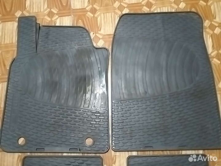 Автомобильные коврики резиновые Опель