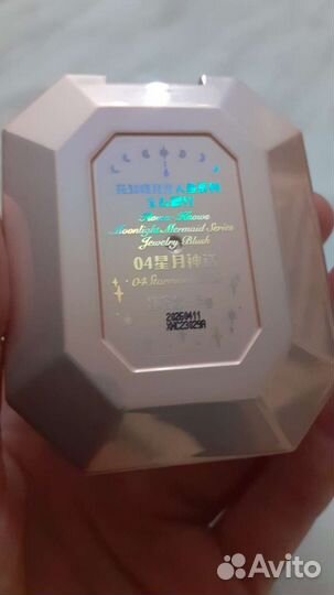 Румяна Flower Knows