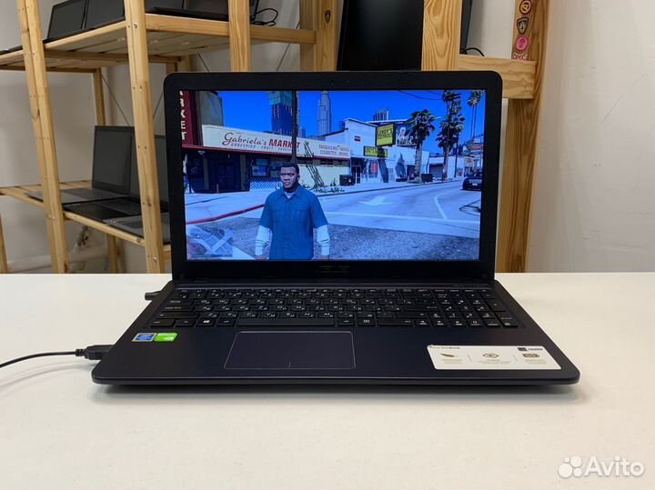 Как новый игр. asus 2020г./8gb/mx110 2gb/SSD