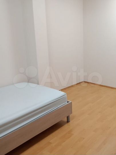 Комната 6 м² в 3-к., 1/15 эт.