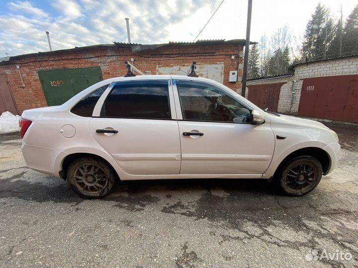 LADA Granta 1.6 МТ, 2013, 260 000 км