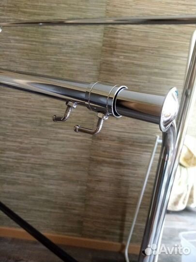 Стойки вешало для одежды напольное на колёсах