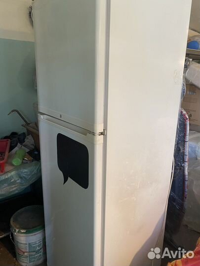 Холодильник бу Stinol