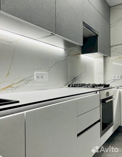 Современные кухни на заказ