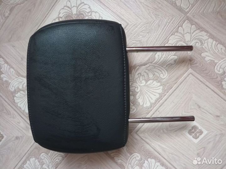 Подголовник Toyota Camry v40