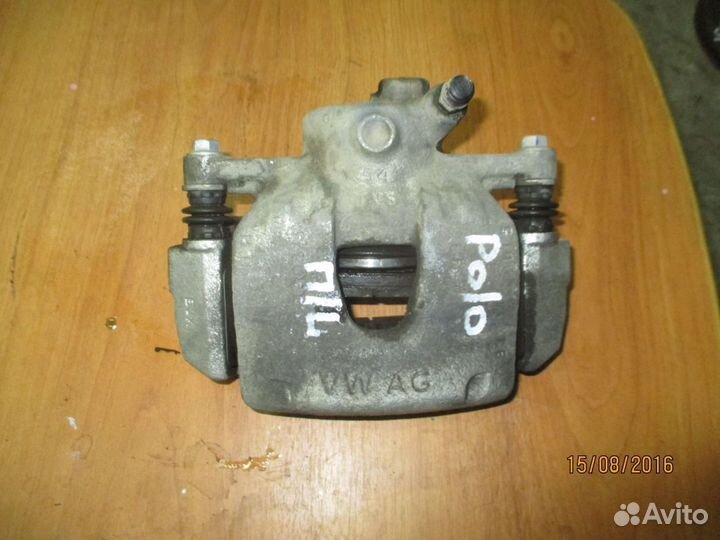 Суппорт передний левый Фольксваген Поло 2013г