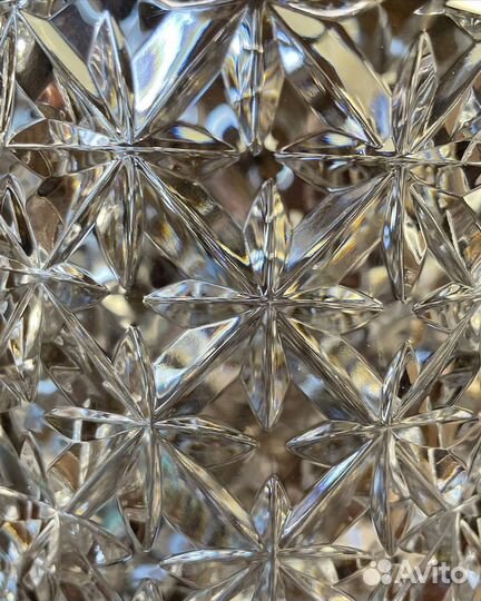 Хрустальная ваза