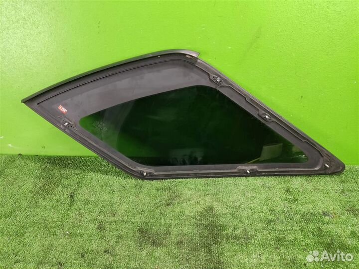 Стекло (форточка) заднее левое KIA Sorento 1 (BL